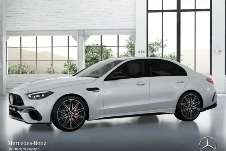 Mercedes-Benz C 63 AMG (Clasa C) din 2025 cu 19.650 km - oferta MER229481 - foto 2
