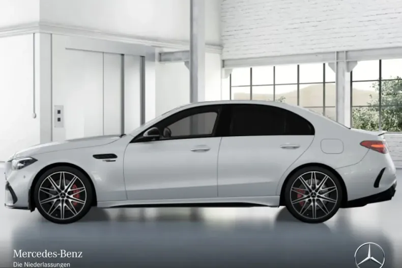 Mercedes-Benz C 63 AMG (Clasa C) din 2025 cu 19.650 km - oferta MER229481 - foto 4