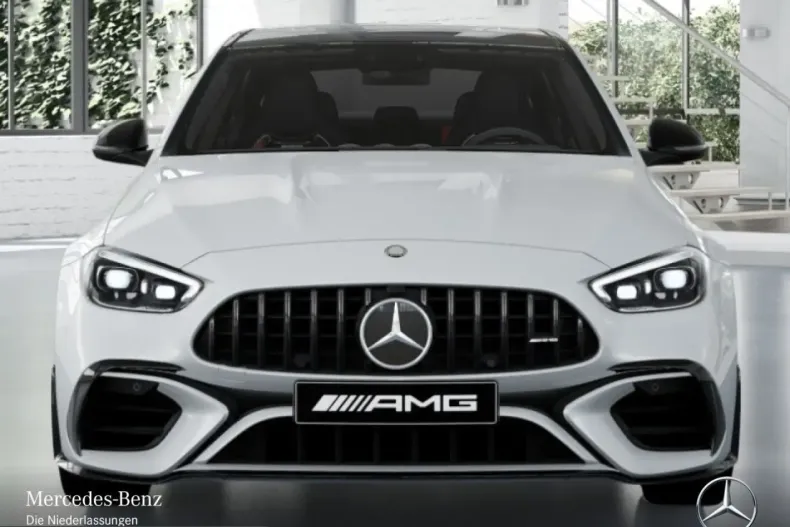 Mercedes-Benz C 63 AMG (Clasa C) din 2025 cu 19.650 km - oferta MER229481 - foto 5