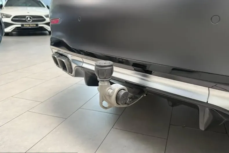 Mercedes-Benz C 63 AMG (Clasa C) din 2024 cu 5.661 km - oferta MER229482 - foto 10