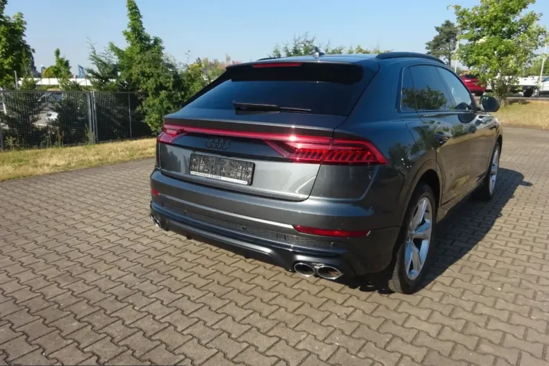 Audi SQ8 din 2023 cu 37.389 km - oferta AUD229483 - foto 4