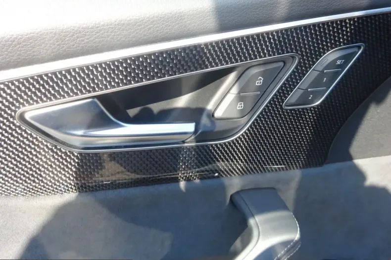 Audi SQ8 din 2023 cu 37.389 km - oferta AUD229483 - foto 31