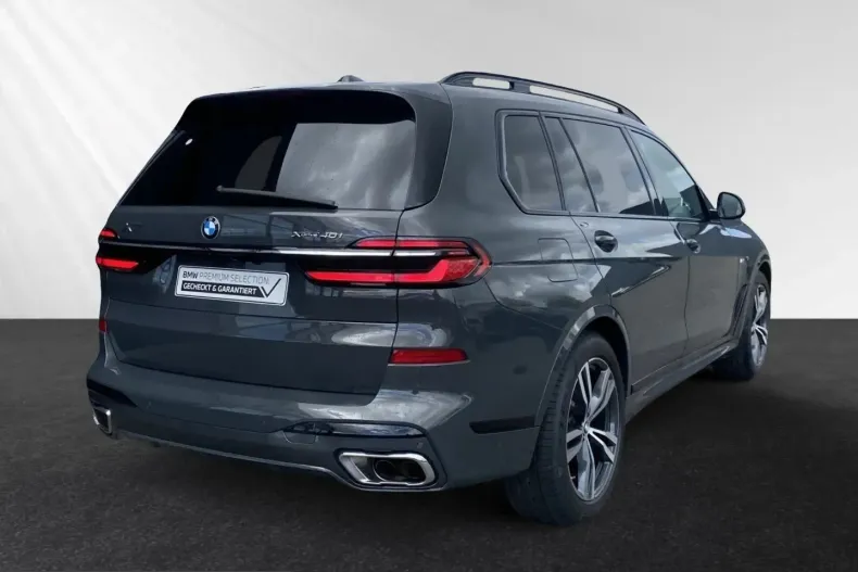 BMW X7 (Seria X) din 2025 cu 7.859 km - oferta BMW229484 - foto 4