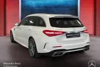 Mercedes-Benz C 63 AMG (Clasa C) din 2025 cu 10.236 km - oferta MER229487 - foto 2