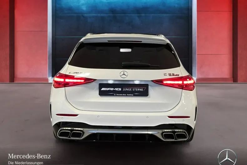 Mercedes-Benz C 63 AMG (Clasa C) din 2025 cu 10.236 km - oferta MER229487 - foto 3