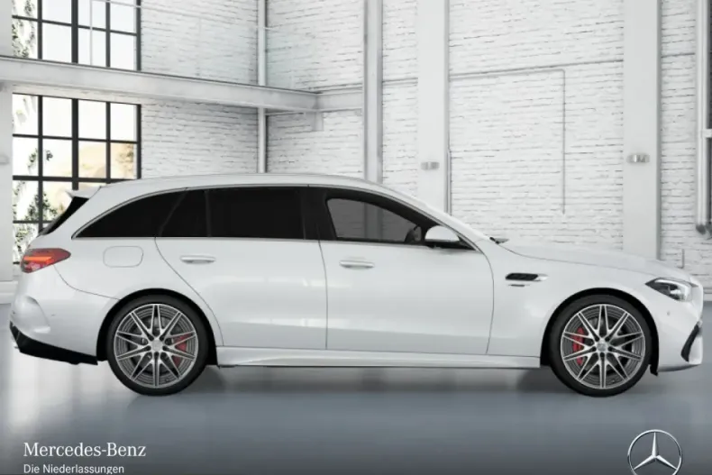 Mercedes-Benz C 63 AMG (Clasa C) din 2025 cu 10.236 km - oferta MER229487 - foto 16