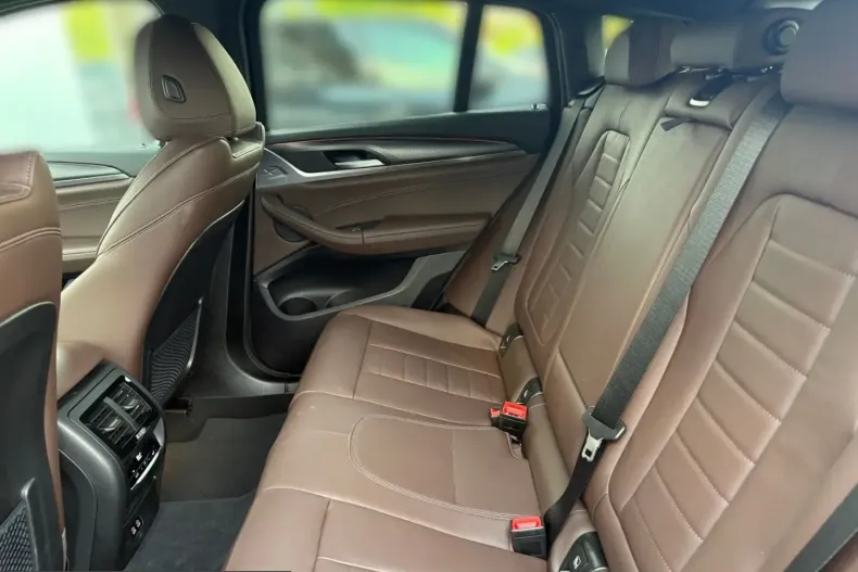 BMW X4 (Seria X) din 2025 cu 24.400 km - oferta BMW229492 - foto 10