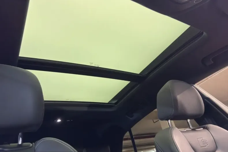 Audi Q8 din 2023 cu 59.200 km - oferta AUD229496 - foto 17