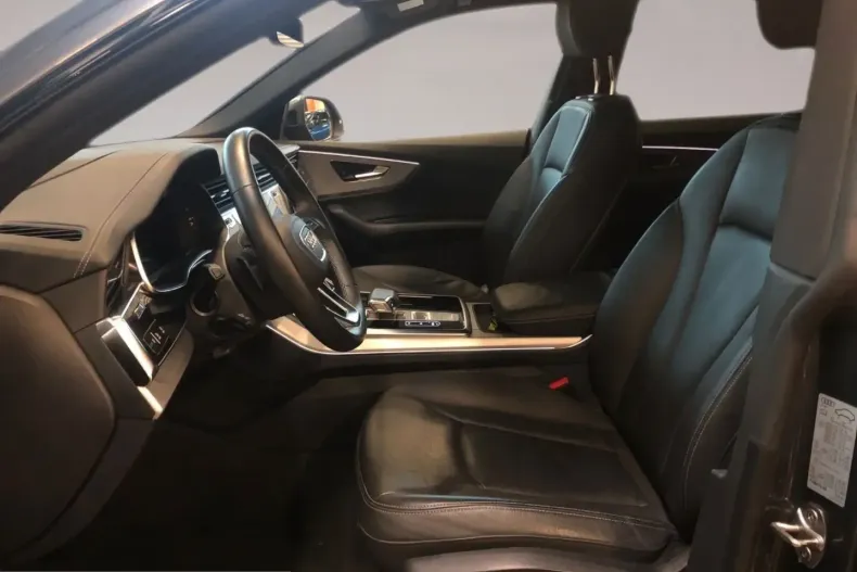 Audi Q8 din 2025 cu 29.462 km - oferta AUD229501 - foto 8