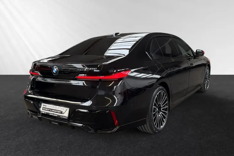 BMW 750 (Seria 7) din 2025 cu 19.730 km - oferta BMW229503 - foto 5