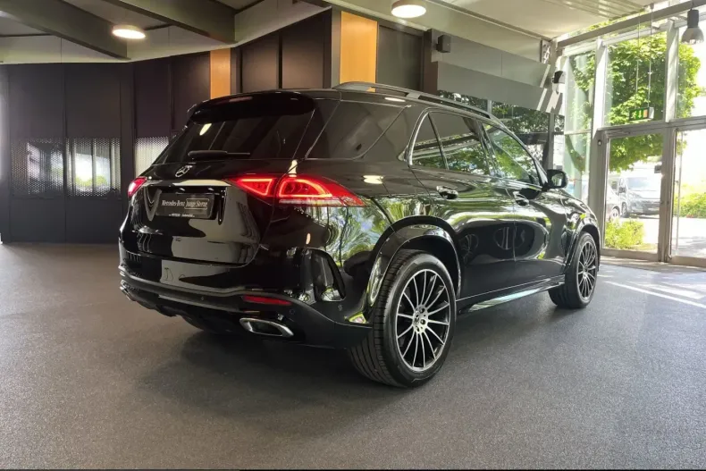 Mercedes-Benz GLE 400 (Clasa GLE) din 2023 cu 77.200 km - oferta MER229504 - foto 9