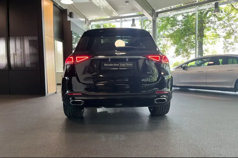 Mercedes-Benz GLE 400 (Clasa GLE) din 2023 cu 77.200 km - oferta MER229504 - foto 10