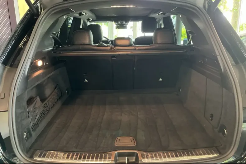 Mercedes-Benz GLE 400 (Clasa GLE) din 2023 cu 77.200 km - oferta MER229504 - foto 18