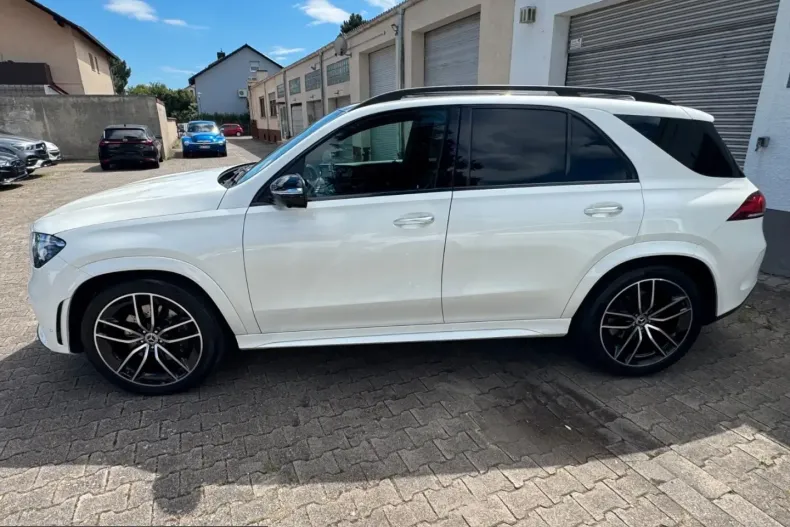 Mercedes-Benz GLE 400 (Clasa GLE) din 2023 cu 39.900 km - oferta MER229505 - foto 3