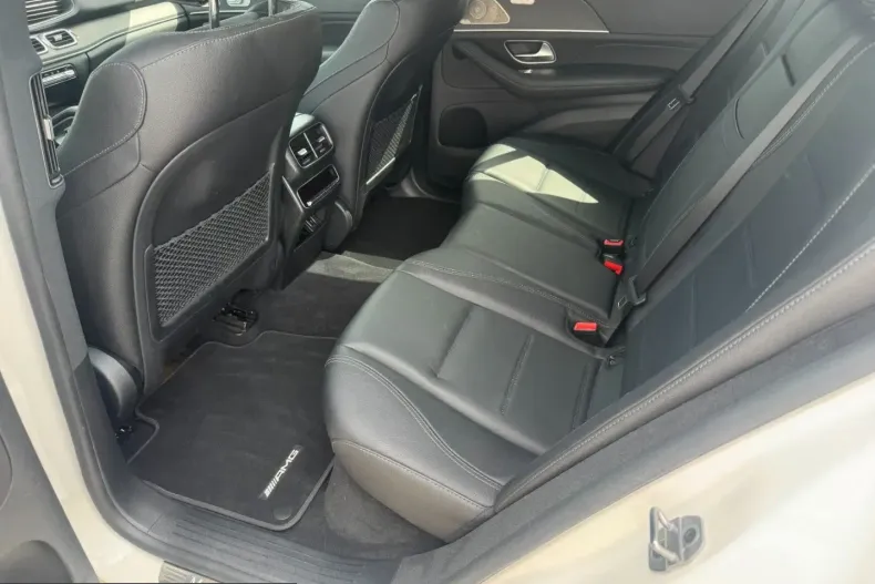 Mercedes-Benz GLE 400 (Clasa GLE) din 2023 cu 39.900 km - oferta MER229505 - foto 13