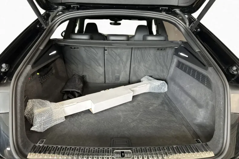 Audi Q8 din 2023 cu 45.500 km - oferta AUD229506 - foto 14