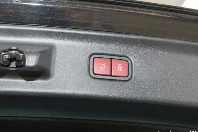 Mercedes-Benz S 580 (Clasa S) din 2023 cu 9.201 km - oferta MER229507 - foto 10