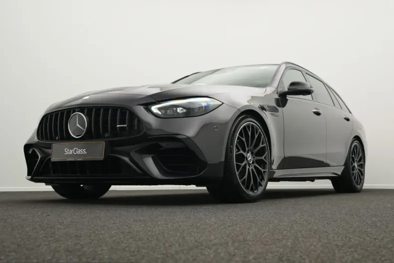 Mercedes-Benz C 63 AMG (Clasa C) din 2025 cu 6.696 km - oferta MER229508 - foto 1