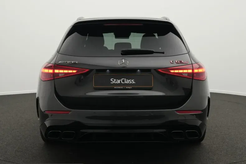 Mercedes-Benz C 63 AMG (Clasa C) din 2025 cu 6.696 km - oferta MER229508 - foto 5