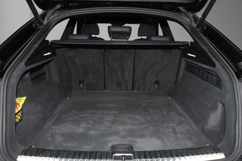 Audi Q8 din 2022 cu 64.679 km - oferta AUD229511 - foto 11