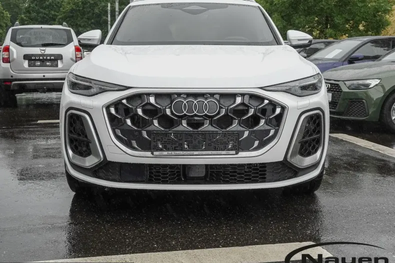Audi SQ5 din 2025 cu 3.579 km - oferta AUD229513 - foto 3