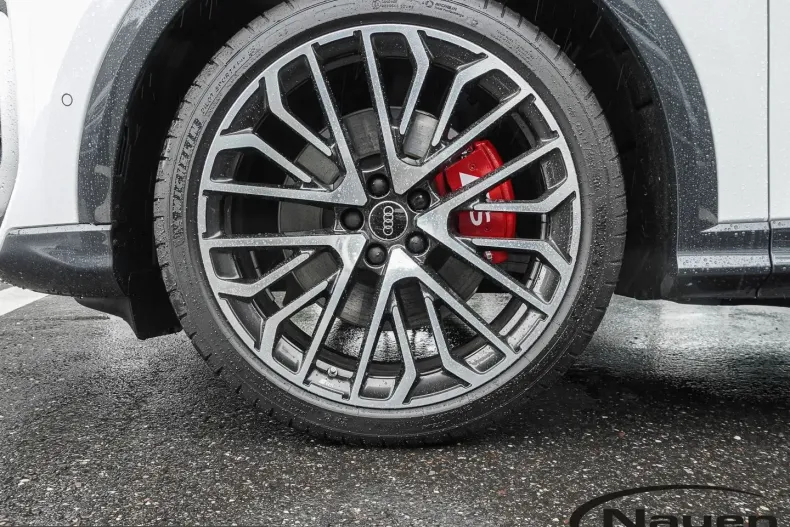 Audi SQ5 din 2025 cu 3.579 km - oferta AUD229513 - foto 6