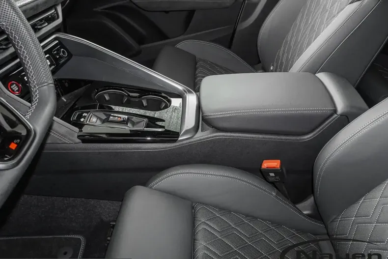 Audi SQ5 din 2025 cu 3.579 km - oferta AUD229513 - foto 15