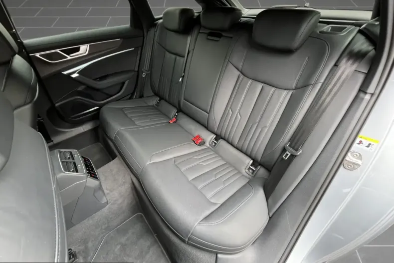 Audi RS6 din 2025 cu 8.104 km - oferta AUD229515 - foto 13