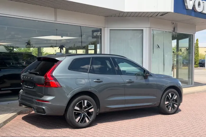 Volvo XC60 din 2025 cu 12.800 km - oferta VOL229516 - foto 2