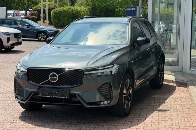 Volvo XC60 din 2025 cu 12.800 km - oferta VOL229516 - foto 3