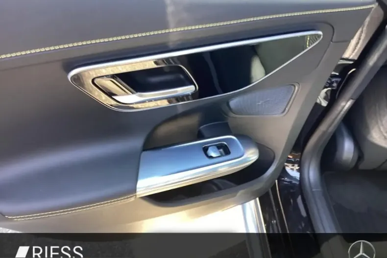 Mercedes-Benz C 63 AMG (Clasa C) din 2024 cu 5.821 km - oferta MER229525 - foto 15