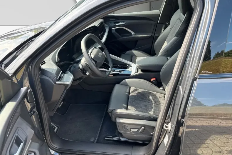 Audi SQ5 din 2025 cu 15.847 km - oferta AUD229526 - foto 8