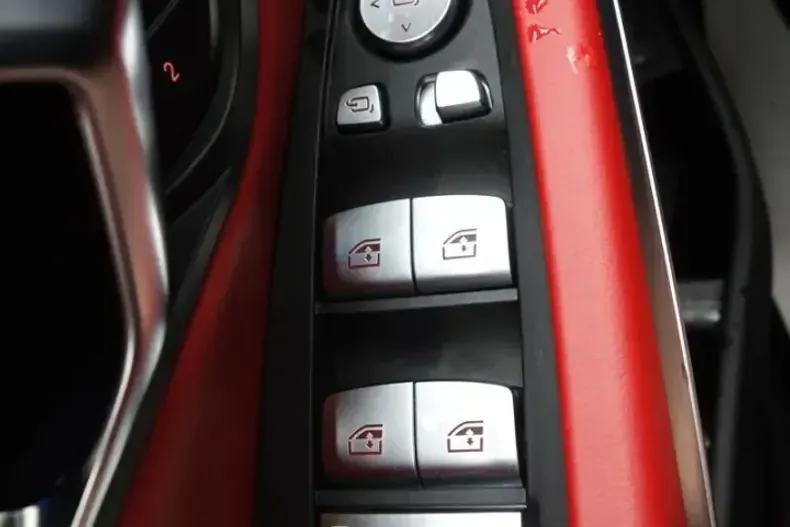 BMW M3 (Seria 3) din 2023 cu 74.223 km - oferta BMW229528 - foto 12
