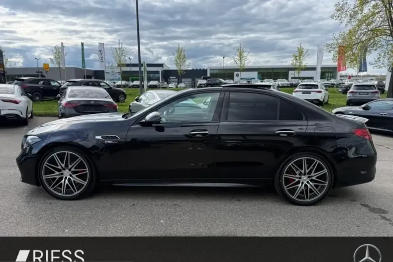 Mercedes-Benz C 63 AMG (Clasa C) din 2024 cu 5.078 km - oferta MER229531 - foto 3