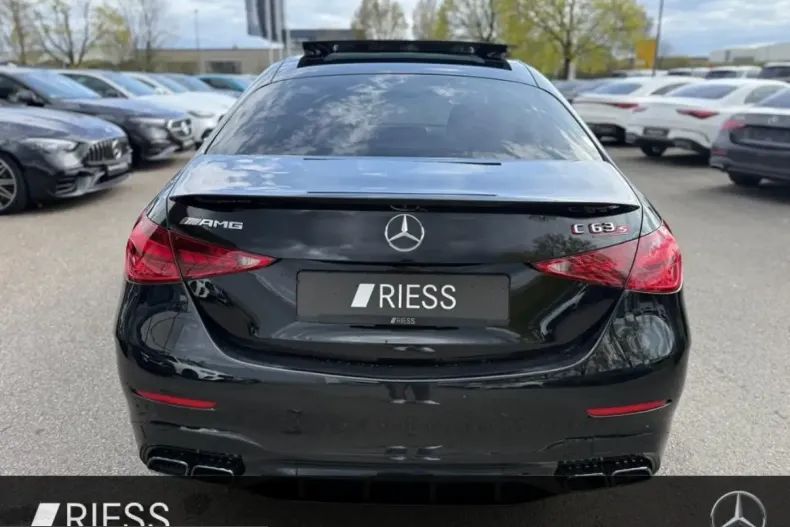 Mercedes-Benz C 63 AMG (Clasa C) din 2024 cu 5.078 km - oferta MER229531 - foto 9