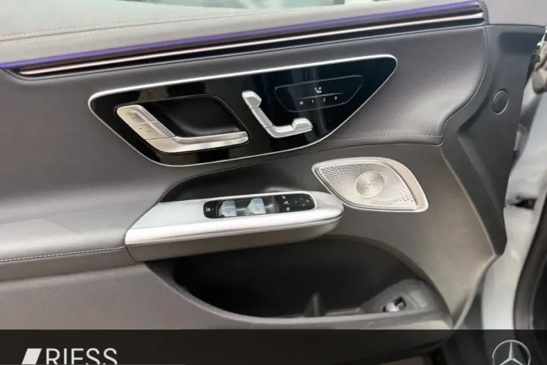 Mercedes-Benz EQE (Clasa E) din 2024 cu 23.591 km - oferta MER229532 - foto 5
