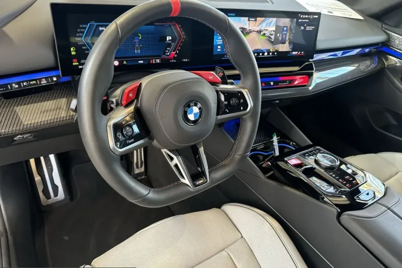BMW M5 (Seria 5) din 2025 cu 10.287 km - oferta BMW229541 - foto 19