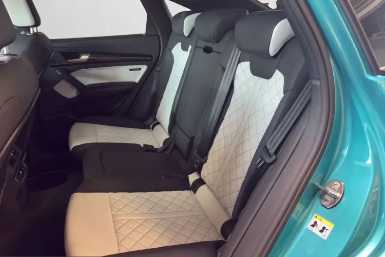 Audi SQ5 din 2024 cu 11.330 km - oferta AUD229543 - foto 14