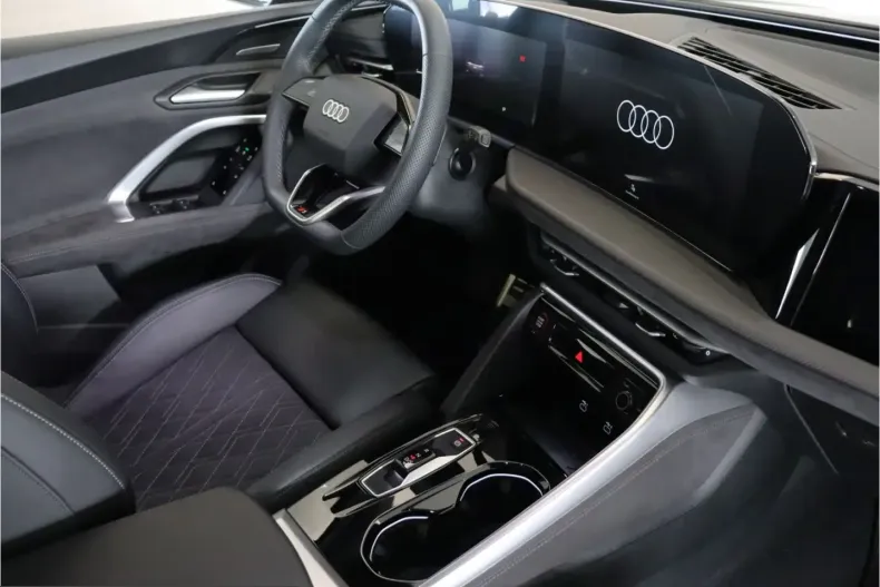 Audi SQ5 din 2025 cu 19.965 km - oferta AUD229546 - foto 23