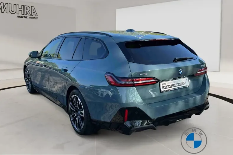 BMW 550 (Seria 5) din 2025 cu 19.115 km - oferta BMW229552 - foto 3