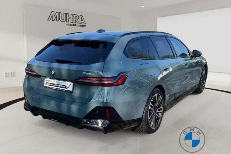 BMW 550 (Seria 5) din 2025 cu 19.115 km - oferta BMW229552 - foto 4