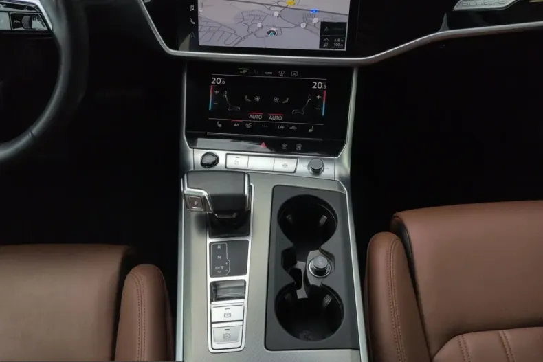 Audi A6 din 2022 cu 90.600 km - oferta AUD229556 - foto 12