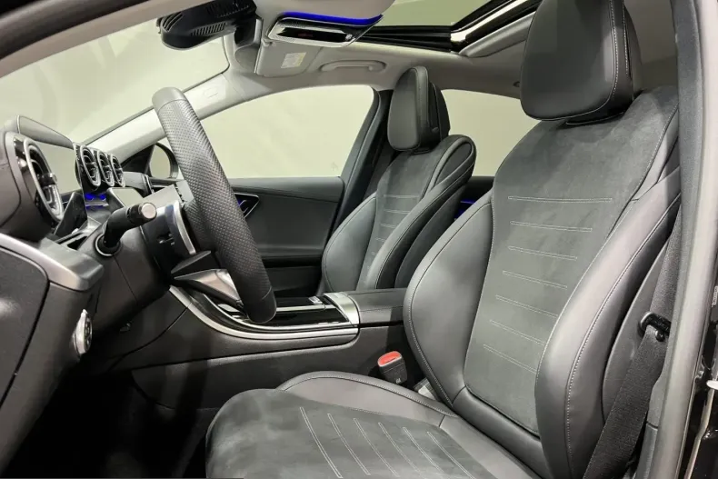 Mercedes-Benz C 220 (Clasa C) din 2024 cu 8.272 km - oferta MER229557 - foto 4