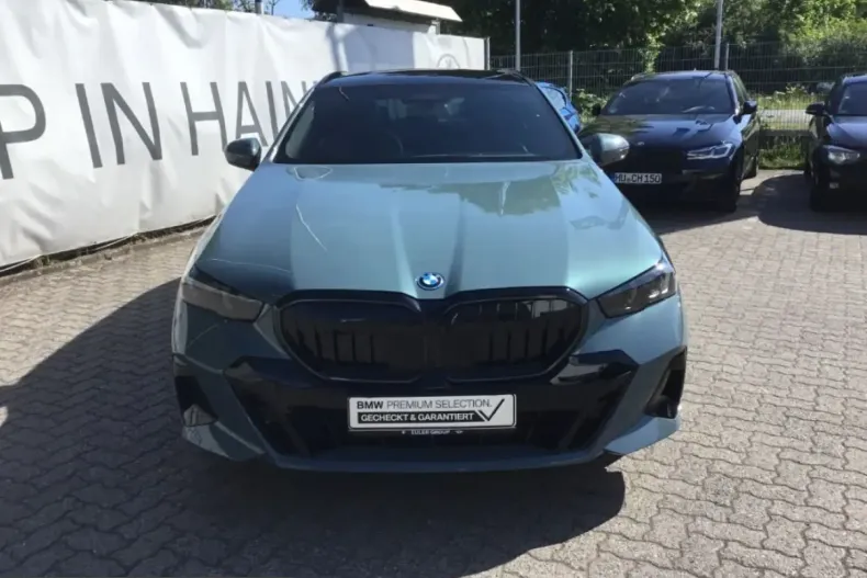 BMW 550 (Seria 5) din 2025 cu 13.962 km - oferta BMW229558 - foto 1