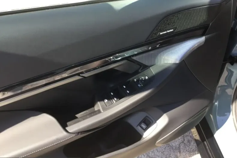 BMW 550 (Seria 5) din 2025 cu 13.962 km - oferta BMW229558 - foto 5