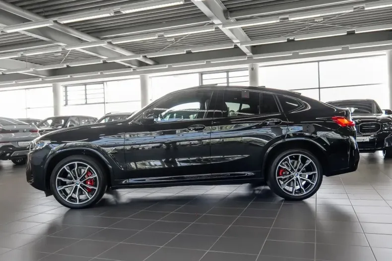 BMW X4 (Seria X) din 2022 cu 13.476 km - oferta BMW229569 - foto 9