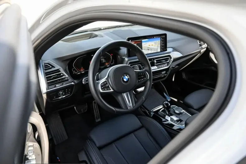 BMW X4 (Seria X) din 2025 cu 19.999 km - oferta BMW229571 - foto 7