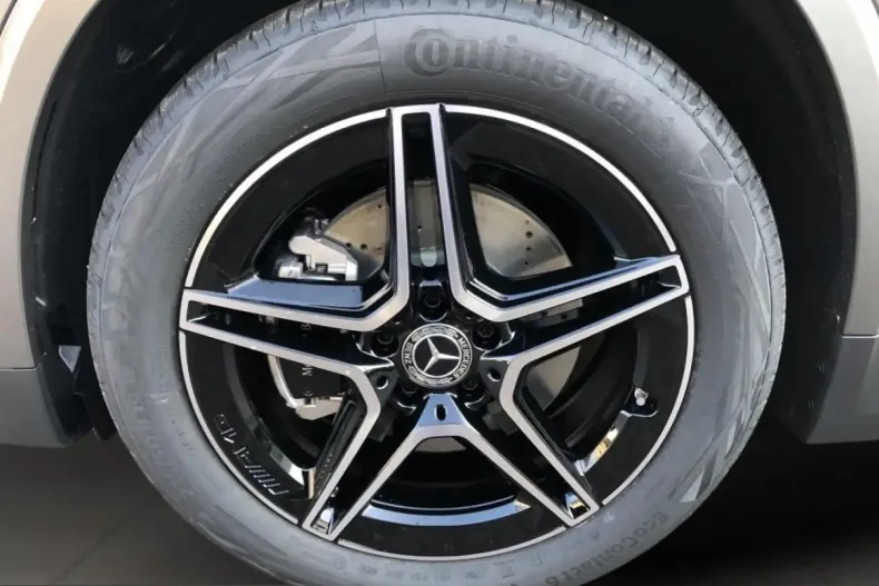 Mercedes-Benz GLA 220 (Clasa GLA) din 2025 cu 16.362 km - oferta MER229577 - foto 9