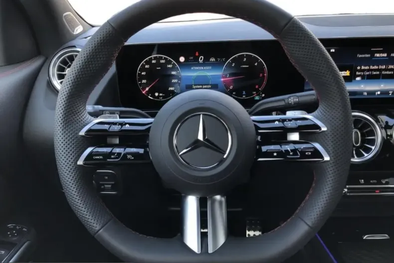 Mercedes-Benz GLA 220 (Clasa GLA) din 2025 cu 16.362 km - oferta MER229577 - foto 11