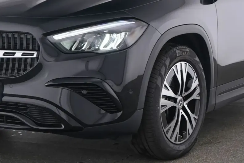 Mercedes-Benz GLA 220 (Clasa GLA) din 2025 cu 13.639 km - oferta MER229582 - foto 3